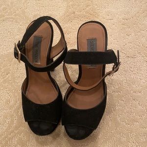 Suede Steve Madden heels, size 6.5